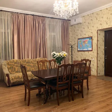 Apartment On Zhukovskogo *