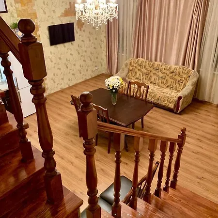Apartment On Zhukovskogo *